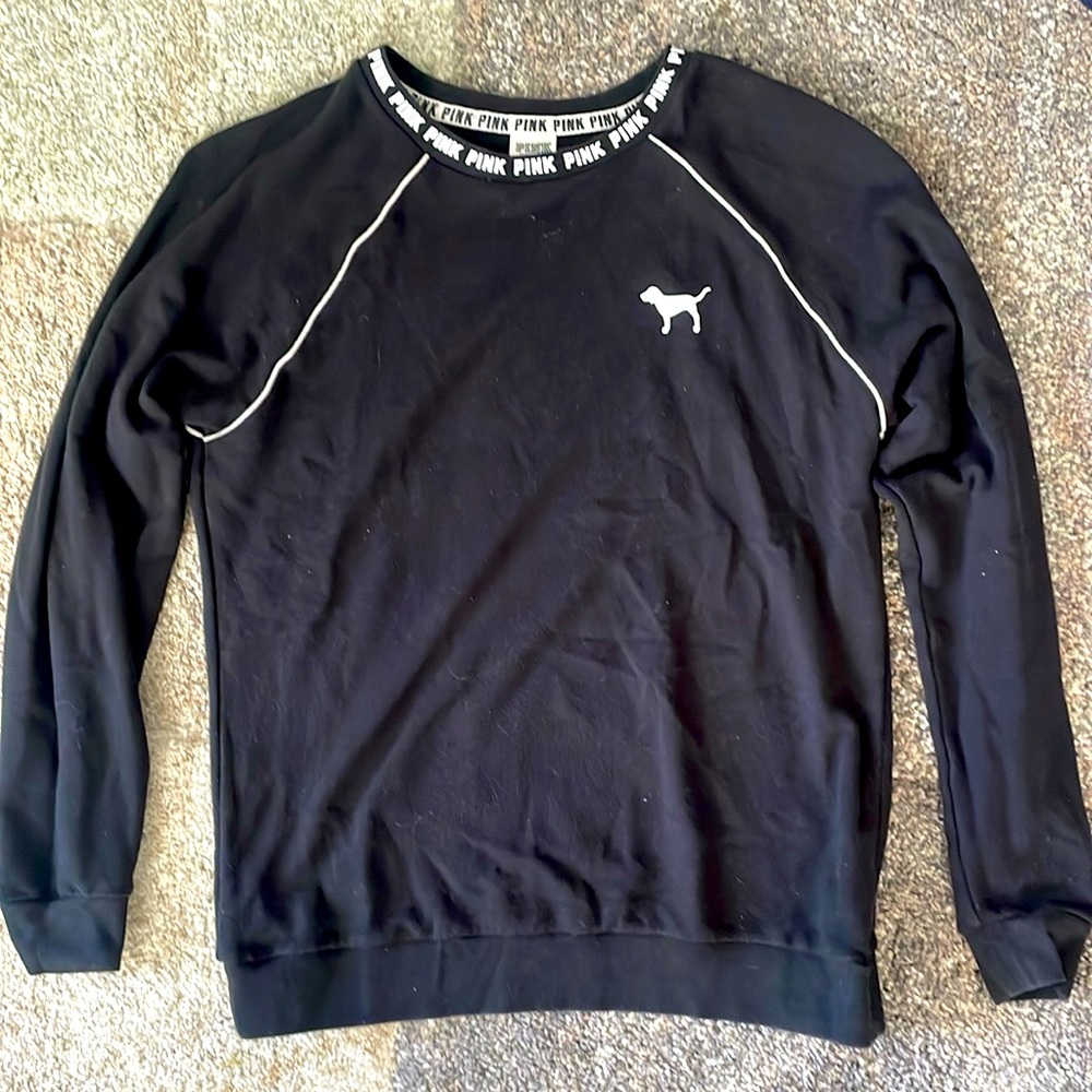Xs pink sweatshirt.